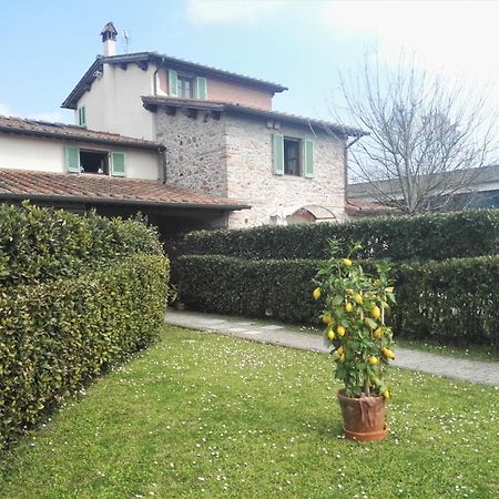 Casa Giulia Apartment Прато Екстериор снимка
