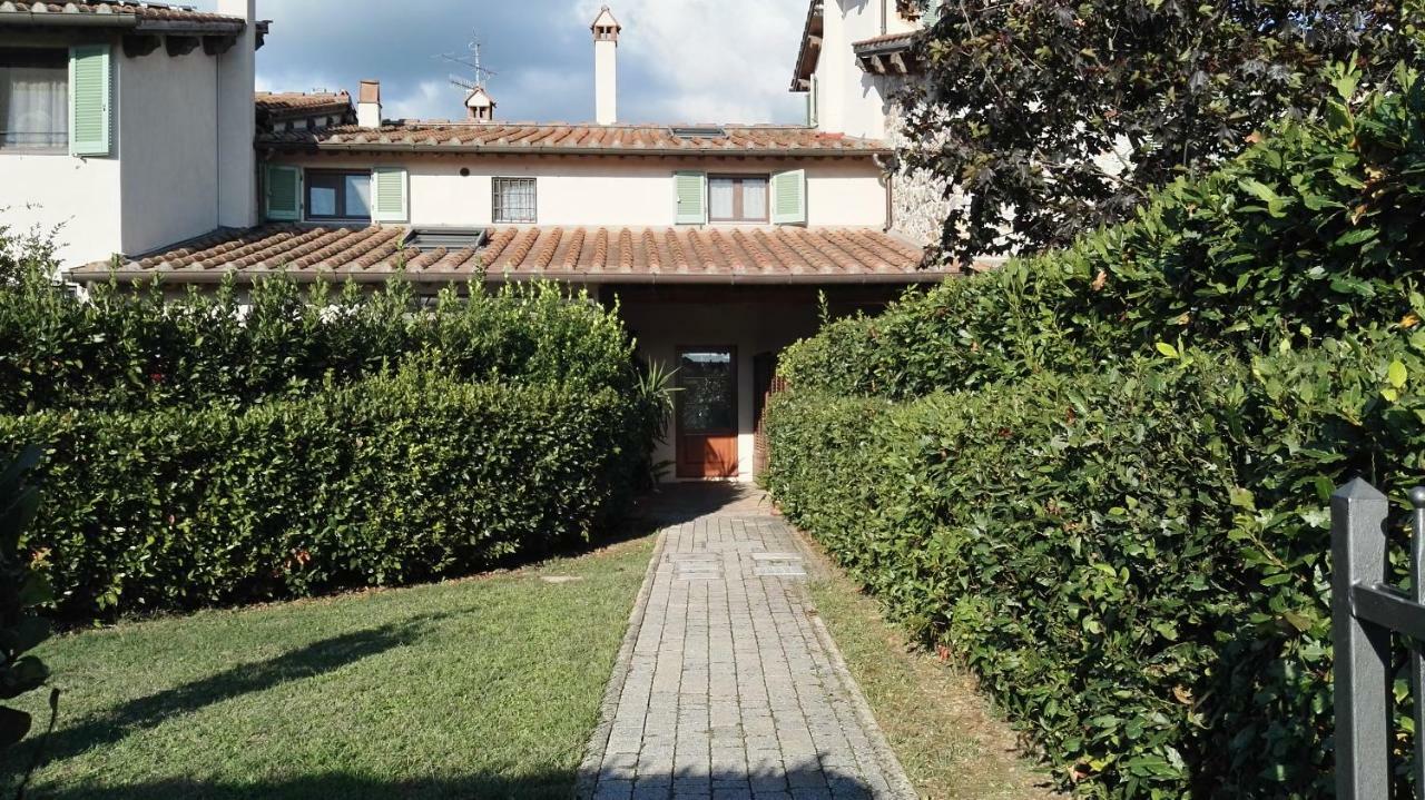 Casa Giulia Apartment Прато Екстериор снимка